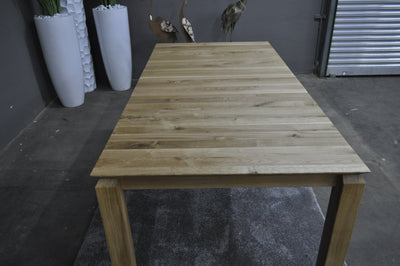 Ausziehtisch