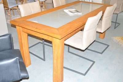 Holztisch
